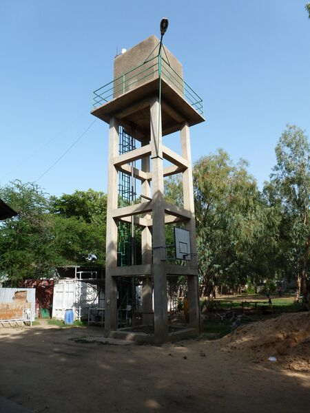 File:Water tower concrete 5000l 01.jpg